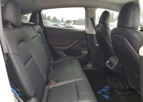 2023 Tesla Model Y z USA, uszkodzony, nr VIN 7SAYGDEE0PF606682